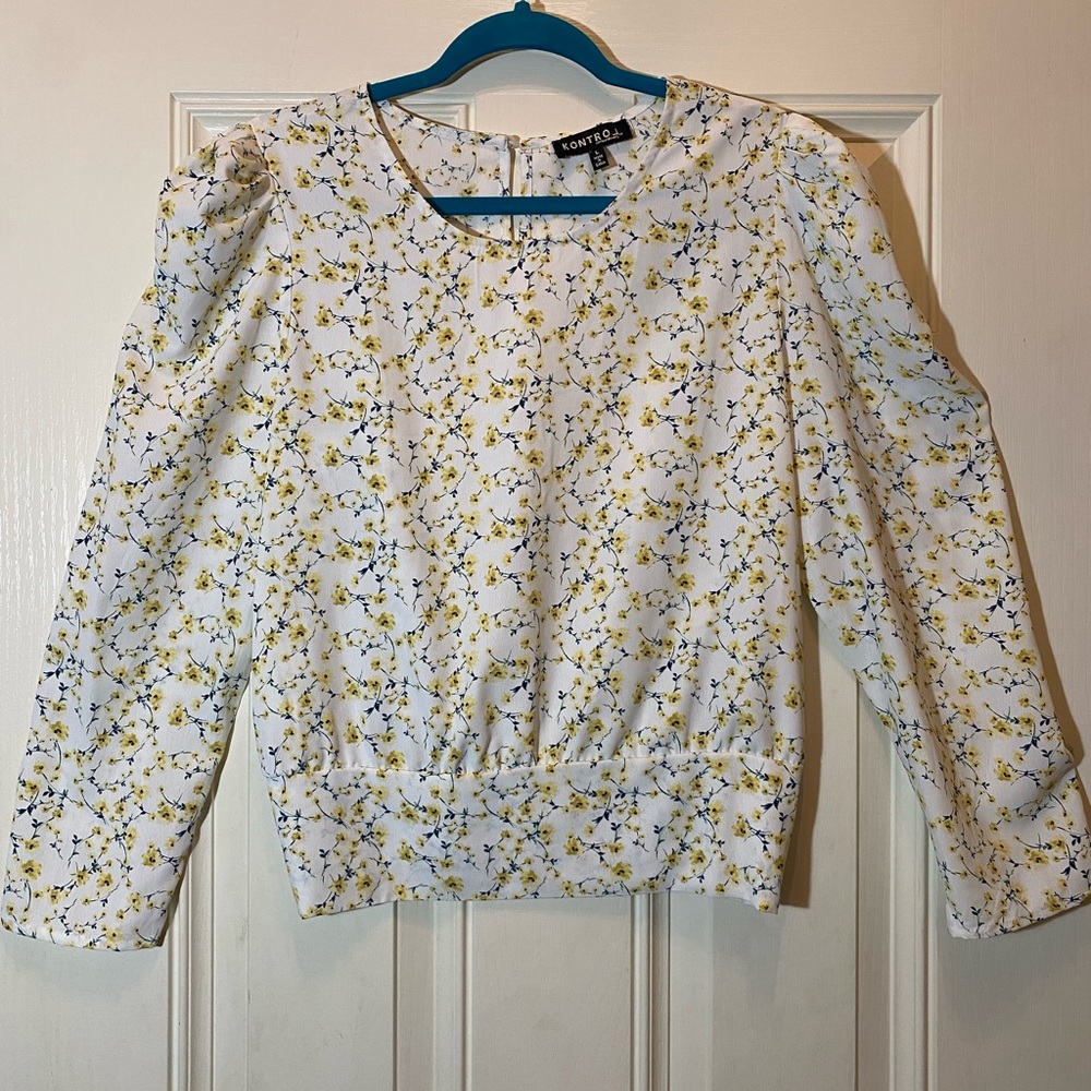 Kontrol Contemporary Floral Blouse - White and Yellow